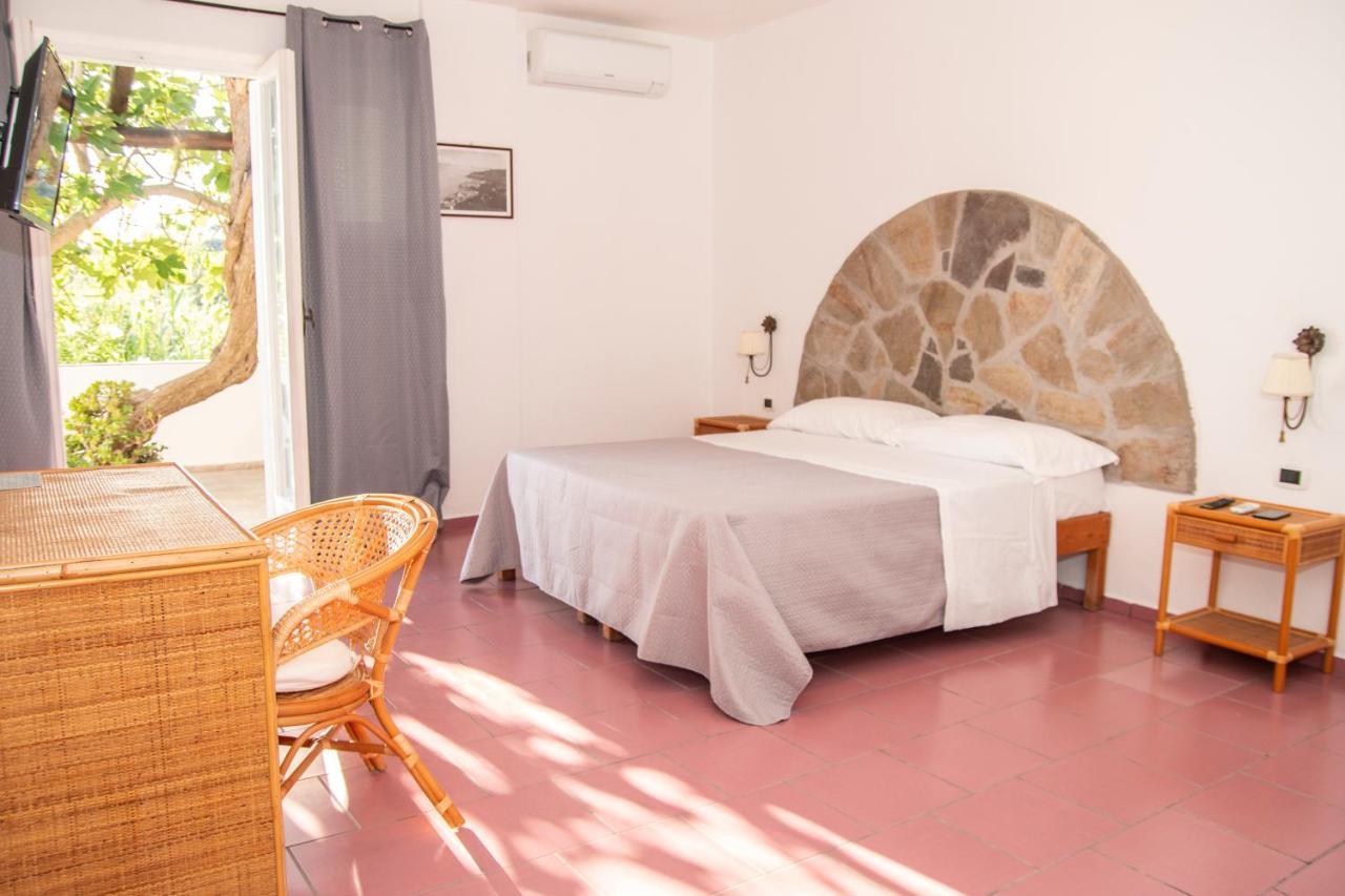Hotel Punto Azzurro Forio  ภายนอก รูปภาพ