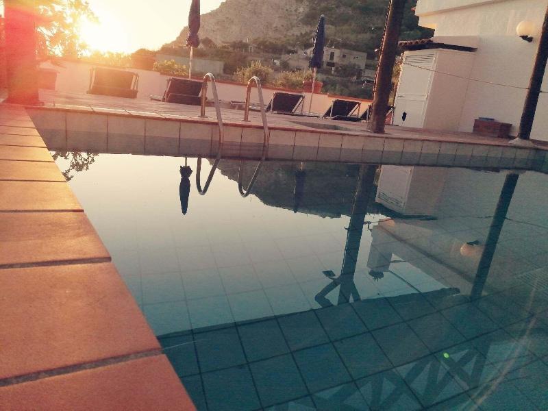 Hotel Punto Azzurro Forio  ภายนอก รูปภาพ