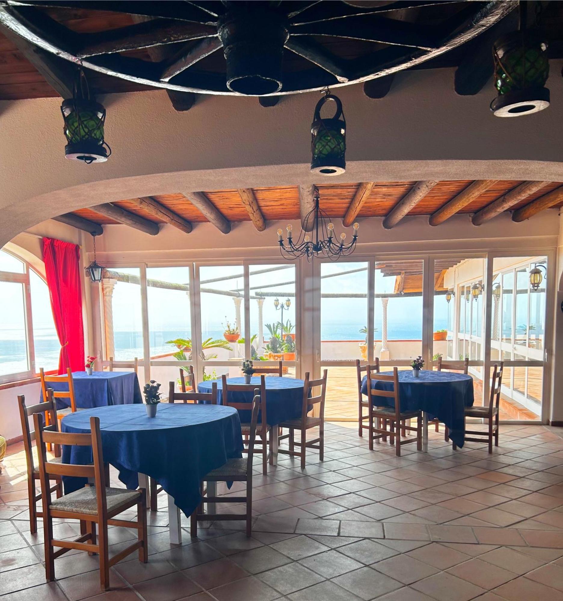 Hotel Punto Azzurro Forio  ภายนอก รูปภาพ