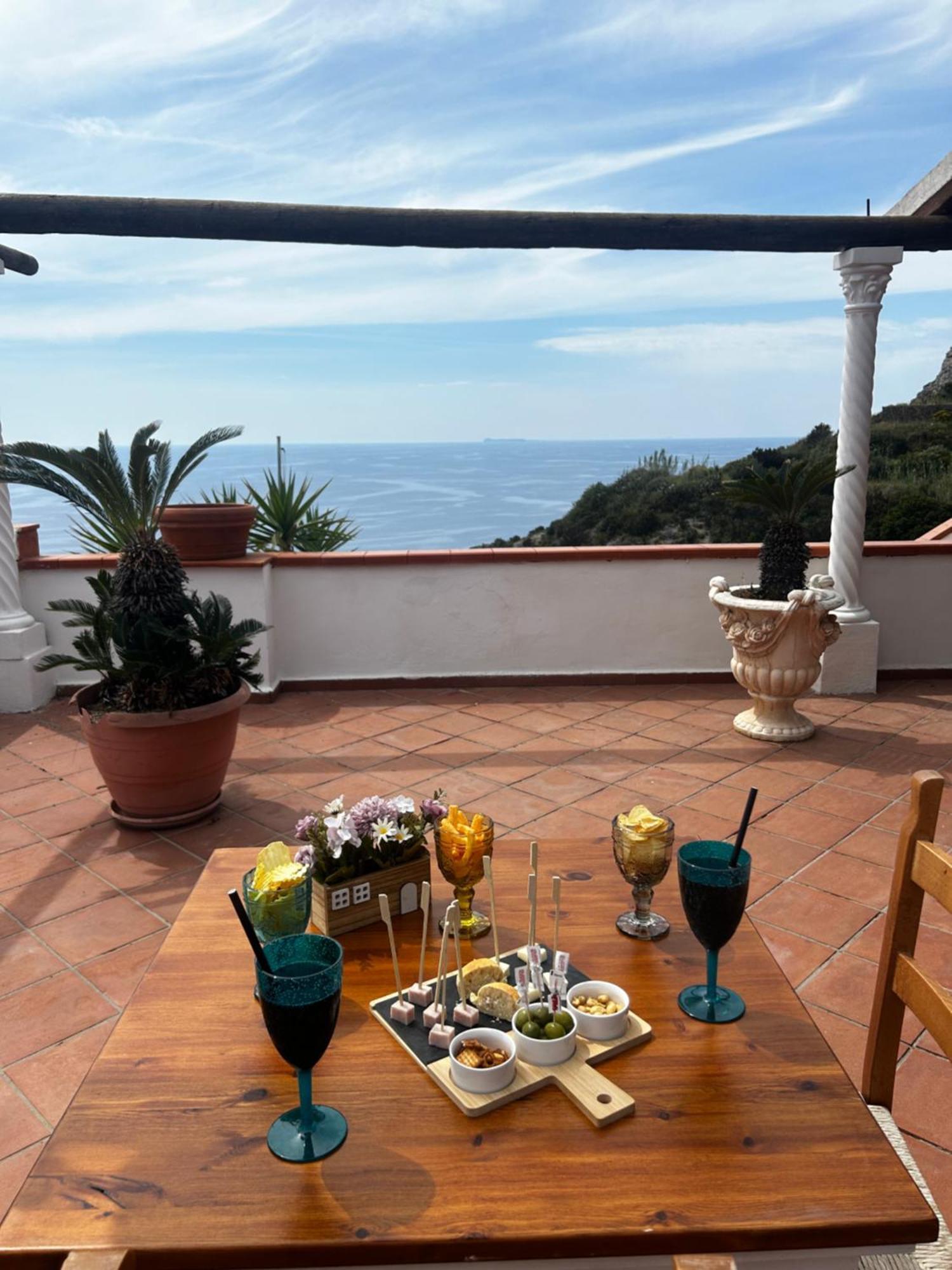 Hotel Punto Azzurro Forio  ภายนอก รูปภาพ