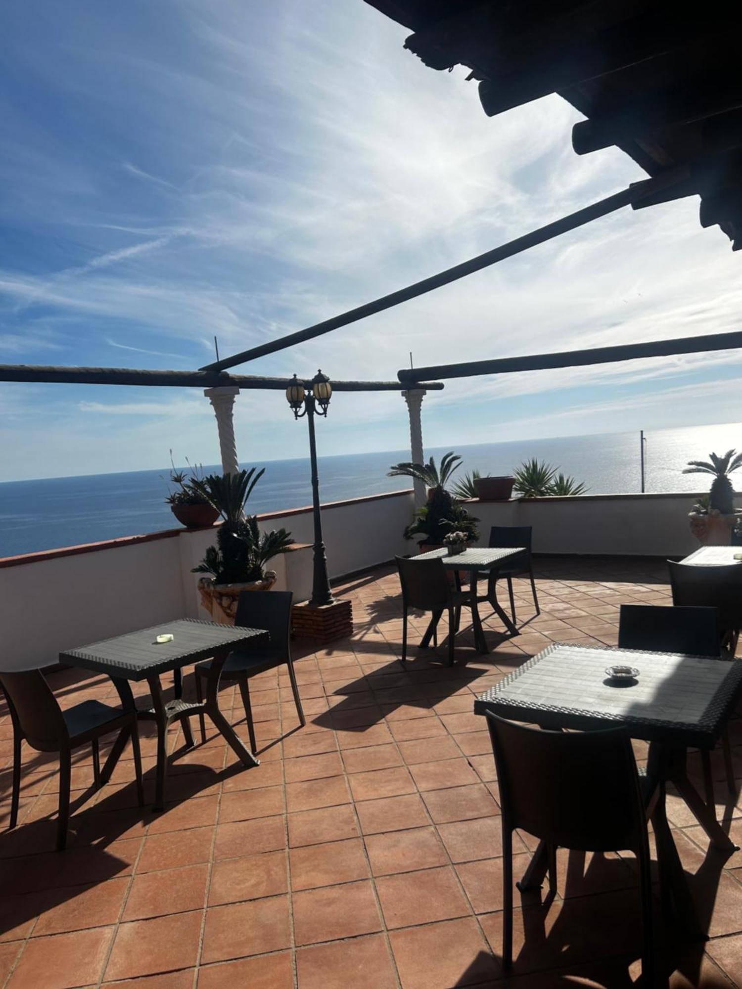 Hotel Punto Azzurro Forio  ภายนอก รูปภาพ