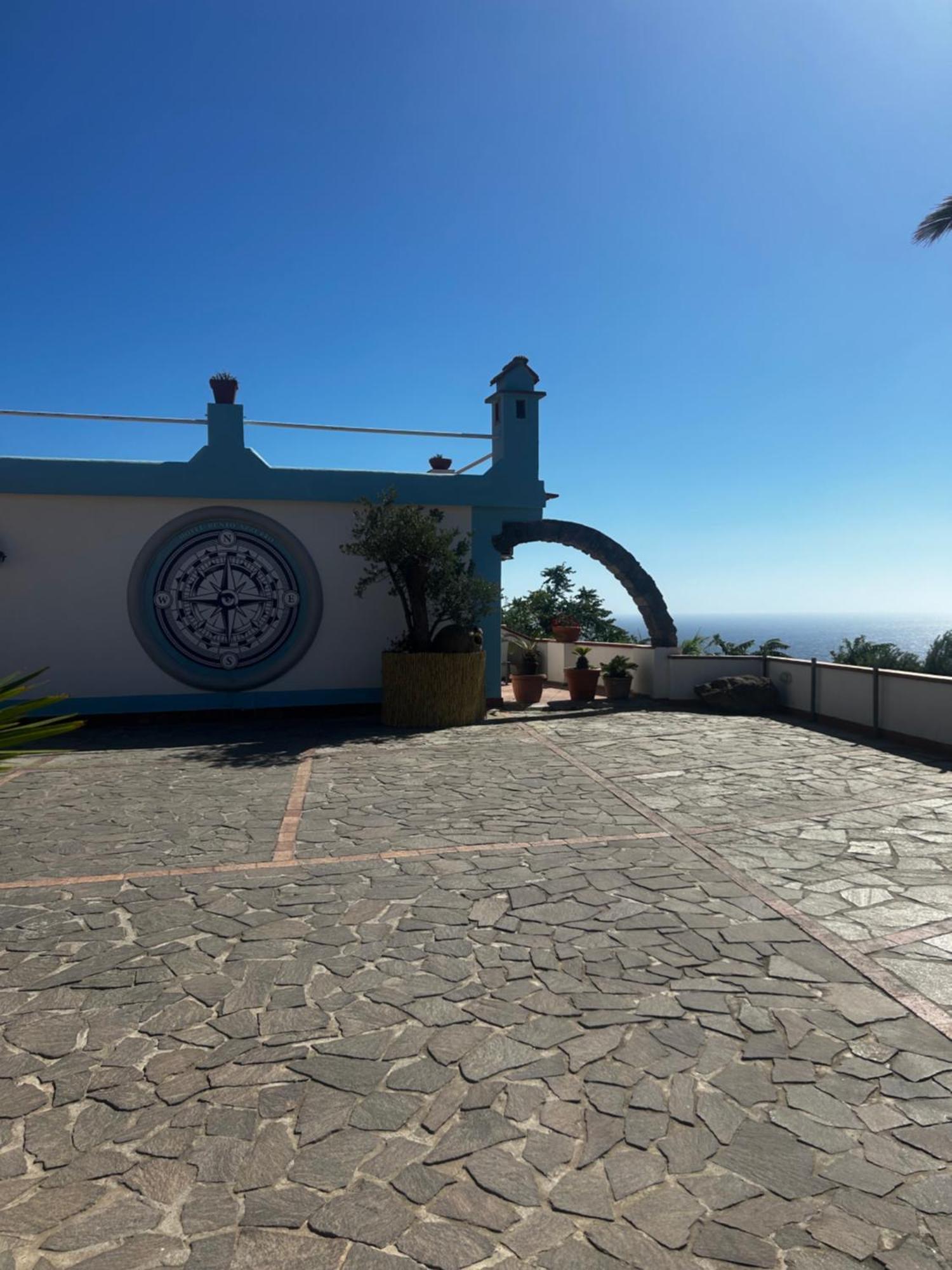 Hotel Punto Azzurro Forio  ภายนอก รูปภาพ