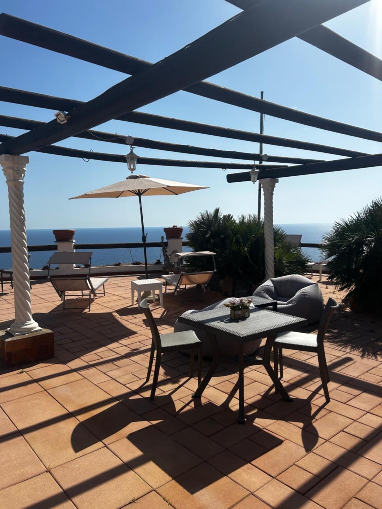 Hotel Punto Azzurro Forio  ภายนอก รูปภาพ